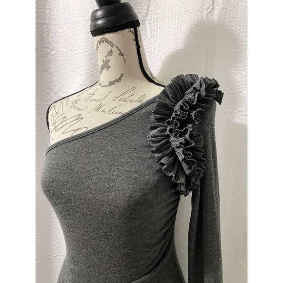 One Shoulder Ruffle Detail Gray Knit Top - Picture 3 of 3